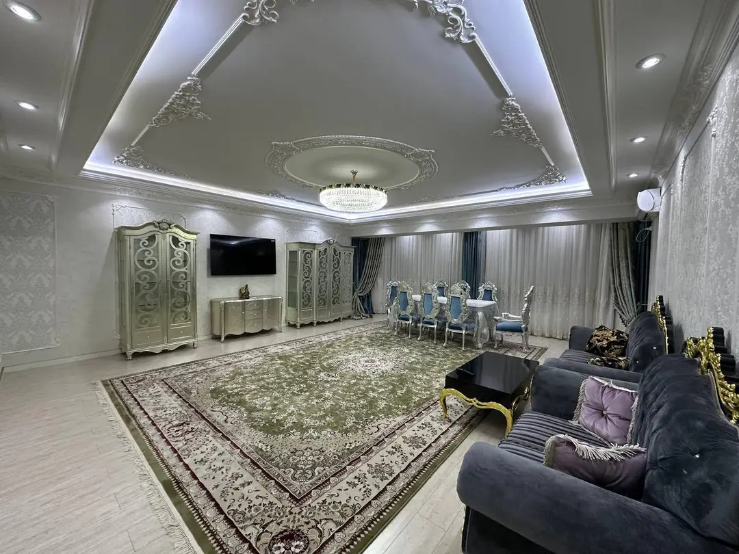 4 xonali kvartira, 215 m², Shayxontohur — sotiladi · ID:S1022 - Cover Photo