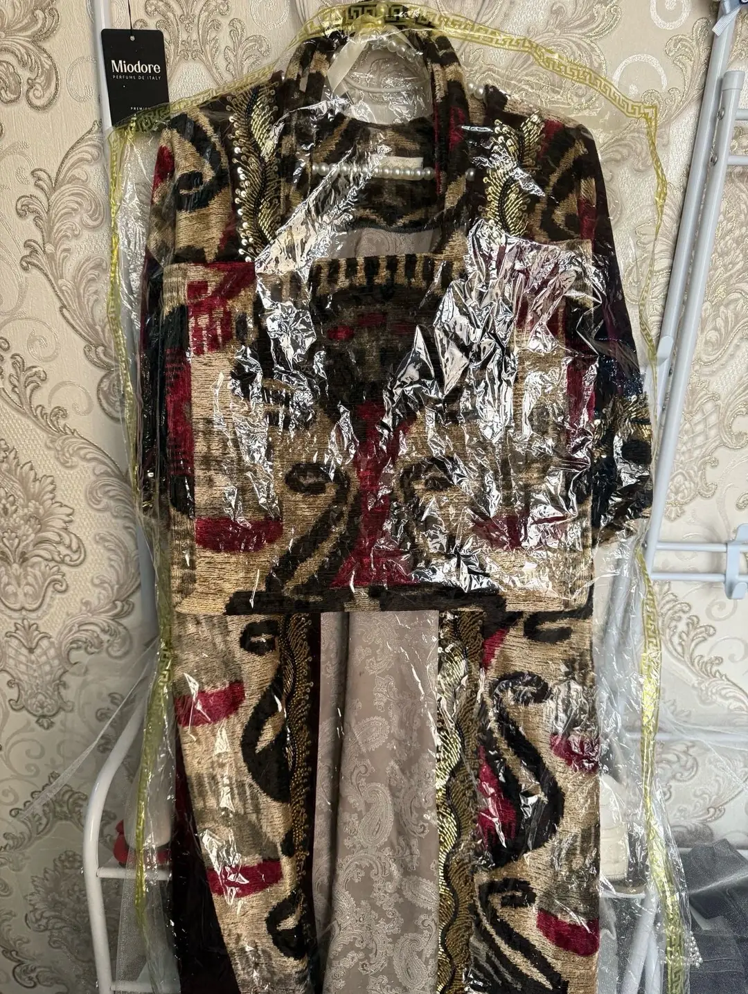 Image 1