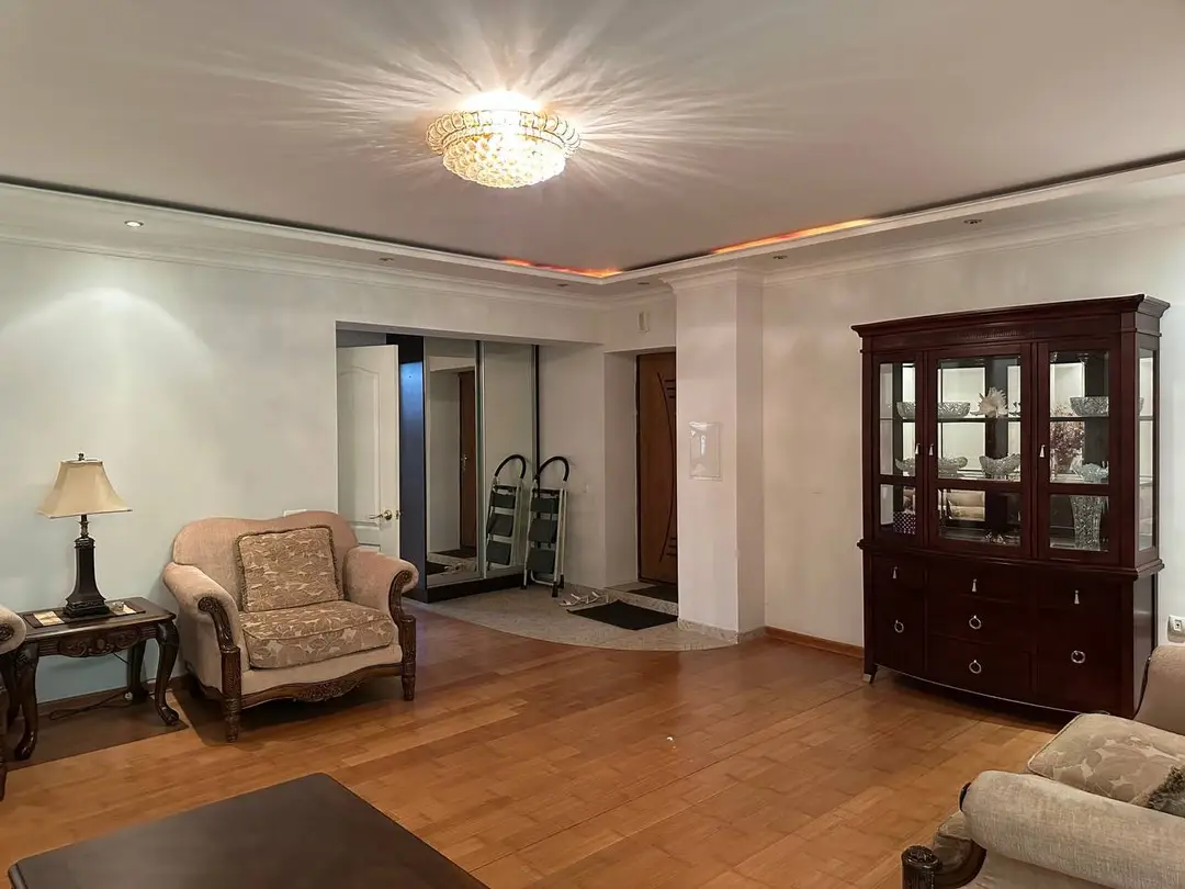 2 xonali kvartira, 75 m², Yakkasaroy — sotiladi · ID:S1185 - Cover Photo
