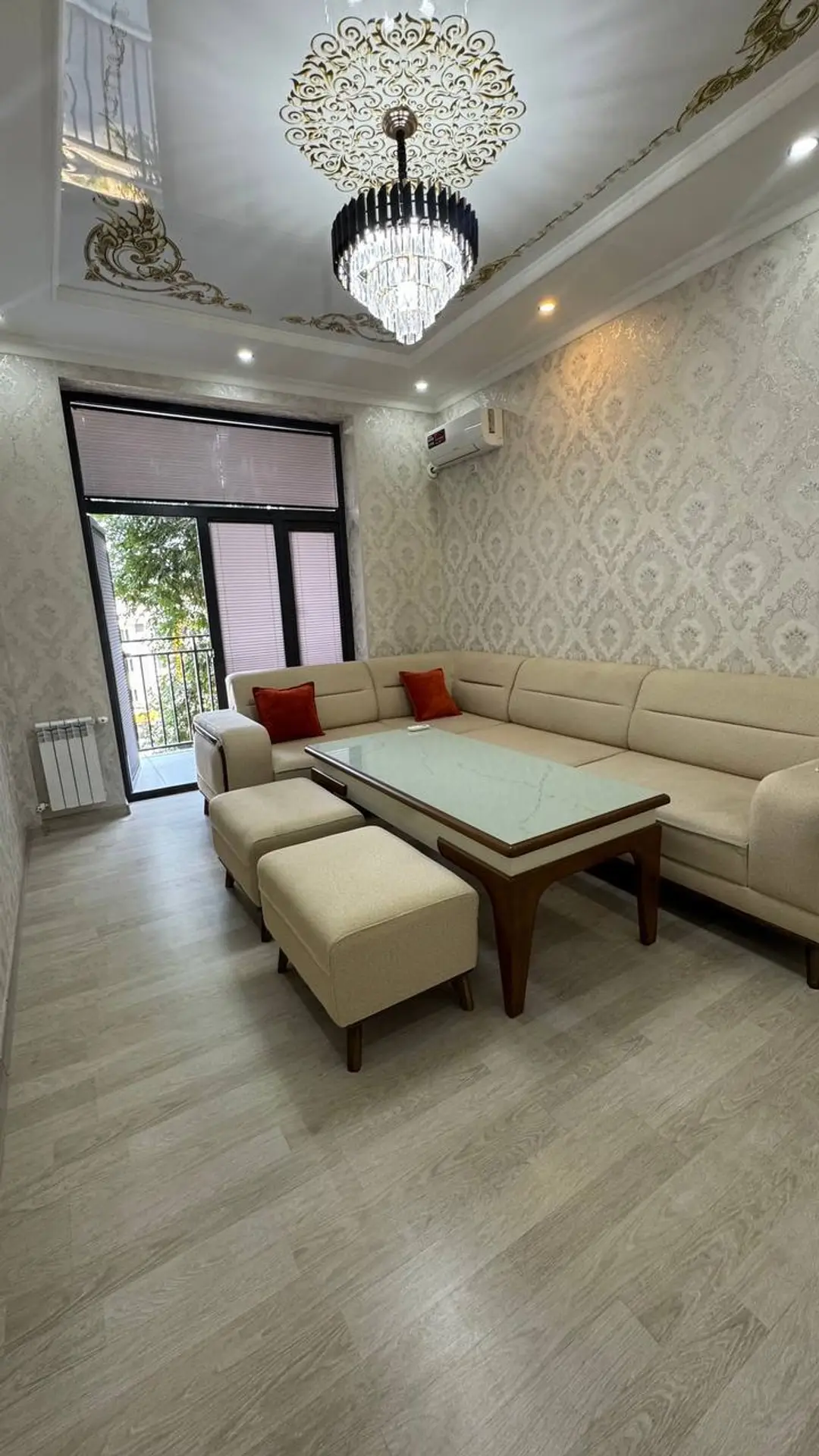 2 xonali kvartira, 52 m², Yakkasaroy — ijaraga · ID:6527 - Cover Photo