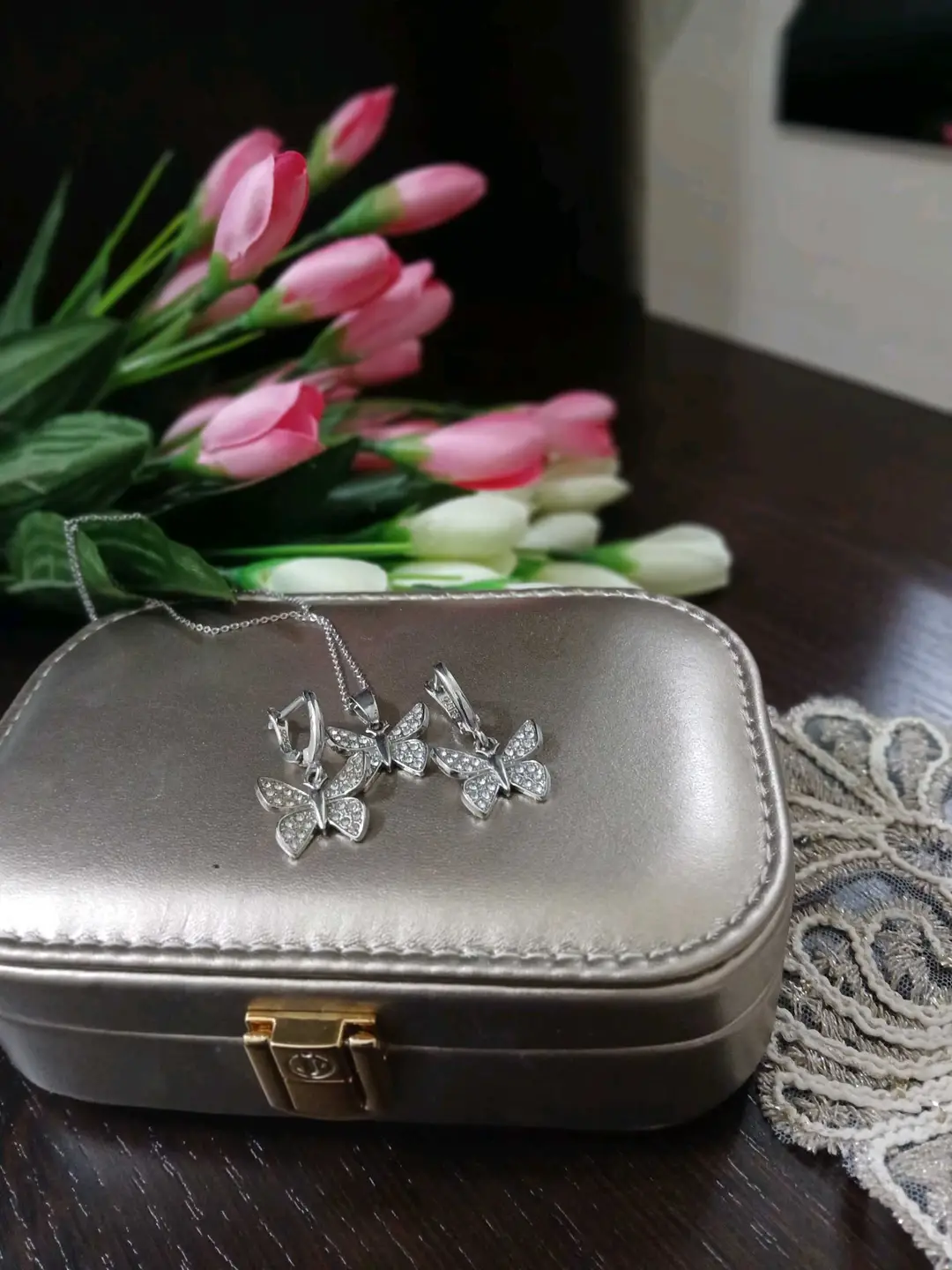Advertisement - Cover Photo